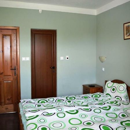 Sichanova Guest House Bruchkovtsi Luaran gambar